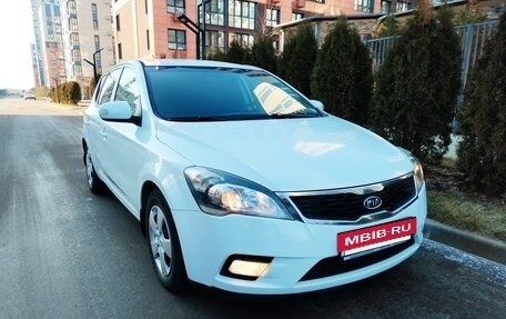KIA cee'd I рестайлинг, 2011 год, 799 000 рублей, 2 фотография