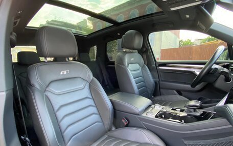 Volkswagen Touareg III, 2019 год, 5 249 000 рублей, 18 фотография