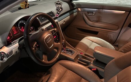 Audi A4, 2004 год, 630 000 рублей, 11 фотография