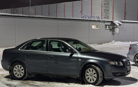 Audi A4, 2004 год, 630 000 рублей, 3 фотография