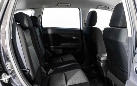 Mitsubishi Outlander III рестайлинг 3, 2012 год, 1 299 000 рублей, 15 фотография