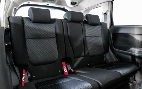 Mitsubishi Outlander III рестайлинг 3, 2012 год, 1 299 000 рублей, 16 фотография