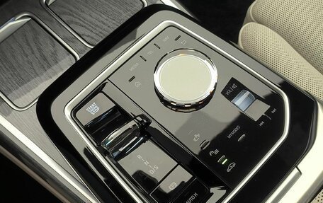 BMW 7 серия, 2025 год, 28 850 000 рублей, 17 фотография