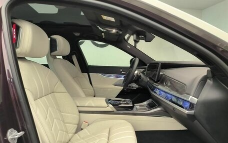 BMW 7 серия, 2025 год, 28 850 000 рублей, 10 фотография