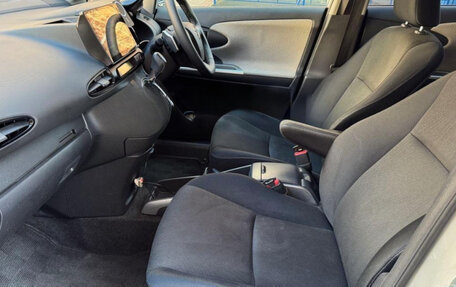 Toyota Wish II, 2014 год, 1 150 000 рублей, 12 фотография