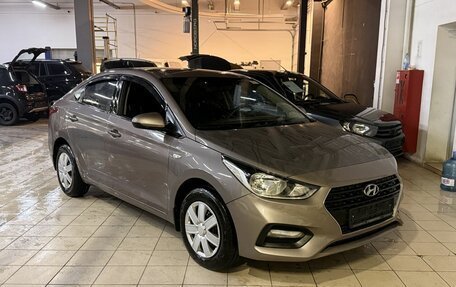 Hyundai Solaris II рестайлинг, 2017 год, 1 099 000 рублей, 1 фотография