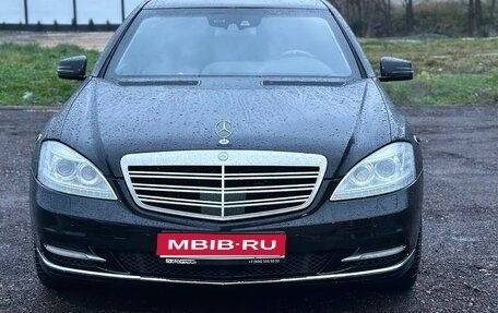 Mercedes-Benz S-Класс, 2009 год, 5 300 000 рублей, 1 фотография