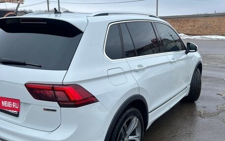 Volkswagen Tiguan II, 2019 год, 3 200 000 рублей, 4 фотография