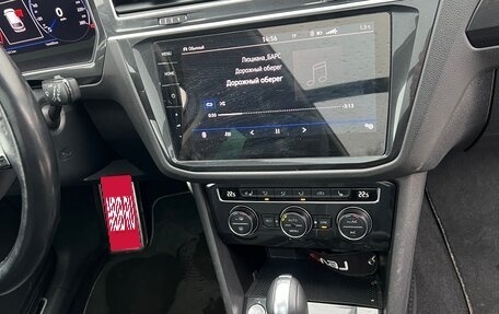 Volkswagen Tiguan II, 2019 год, 3 200 000 рублей, 18 фотография