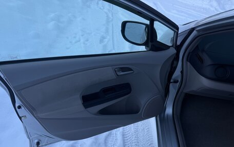 Honda Insight II рестайлинг, 2009 год, 930 000 рублей, 10 фотография