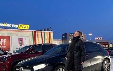 Mercedes-Benz A-Класс, 2019 год, 2 200 000 рублей, 2 фотография