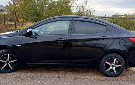 Hyundai Solaris II рестайлинг, 2016 год, 845 000 рублей, 5 фотография