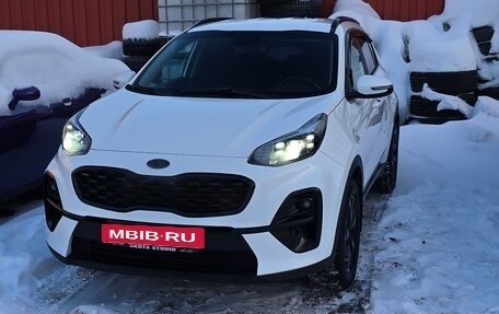 KIA Sportage IV рестайлинг, 2021 год, 2 300 000 рублей, 1 фотография