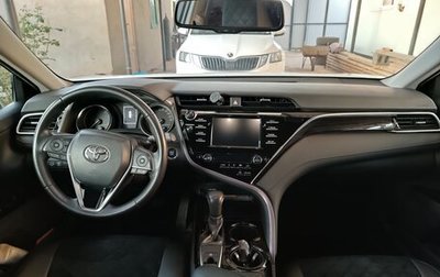 Toyota Camry, 2019 год, 3 100 000 рублей, 1 фотография