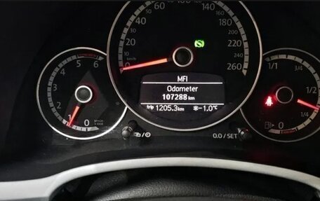 Volkswagen Beetle, 2014 год, 1 900 000 рублей, 10 фотография