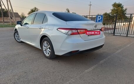 Toyota Camry, 2019 год, 3 100 000 рублей, 9 фотография