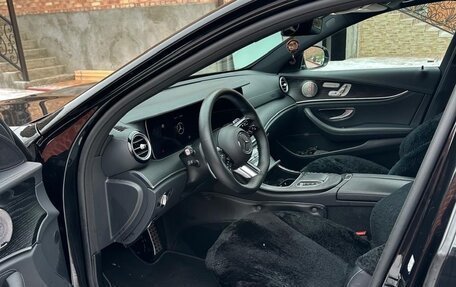 Mercedes-Benz E-Класс, 2022 год, 6 490 000 рублей, 7 фотография