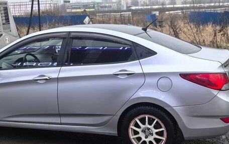 Hyundai Solaris II рестайлинг, 2011 год, 420 000 рублей, 8 фотография