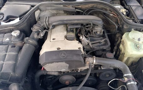 Mercedes-Benz C-Класс, 1999 год, 250 000 рублей, 2 фотография