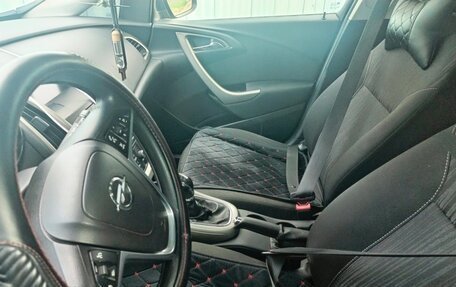 Opel Astra J, 2010 год, 890 000 рублей, 9 фотография