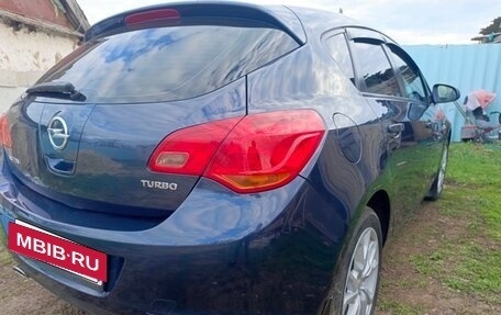 Opel Astra J, 2010 год, 890 000 рублей, 4 фотография