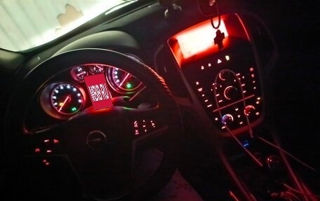 Opel Astra J, 2010 год, 890 000 рублей, 12 фотография