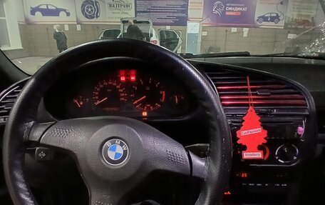 BMW 3 серия, 1994 год, 240 000 рублей, 35 фотография