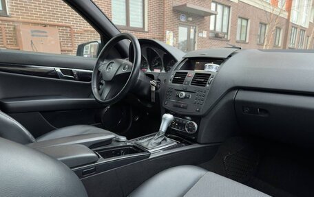 Mercedes-Benz C-Класс, 2009 год, 1 100 000 рублей, 11 фотография