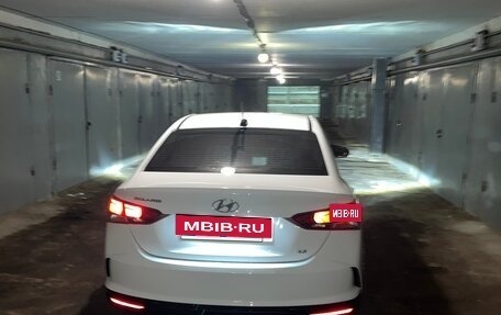 Hyundai Solaris II рестайлинг, 2017 год, 1 350 000 рублей, 9 фотография