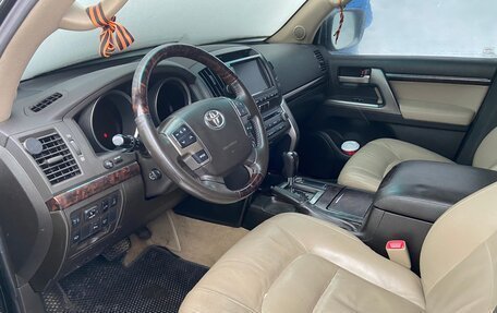 Toyota Land Cruiser 200, 2011 год, 3 400 000 рублей, 12 фотография