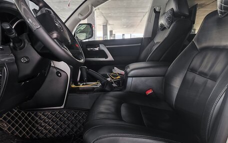 Toyota Land Cruiser 200, 2015 год, 3 950 000 рублей, 8 фотография