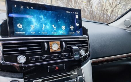 Toyota Land Cruiser 200, 2015 год, 3 950 000 рублей, 20 фотография