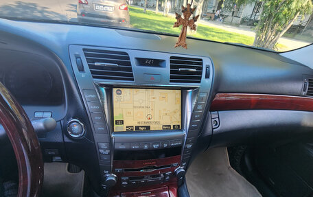 Lexus LS IV, 2008 год, 1 900 000 рублей, 10 фотография