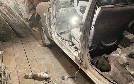 ИЖ 21261 «Фабула», 2004 год, 145 000 рублей, 32 фотография