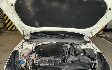 KIA K5, 2020 год, 2 390 000 рублей, 15 фотография