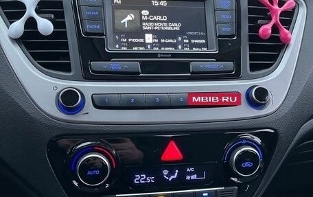 Hyundai Solaris II рестайлинг, 2017 год, 1 250 000 рублей, 13 фотография