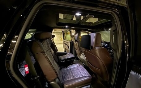 Cadillac Escalade V, 2023 год, 13 799 900 рублей, 8 фотография