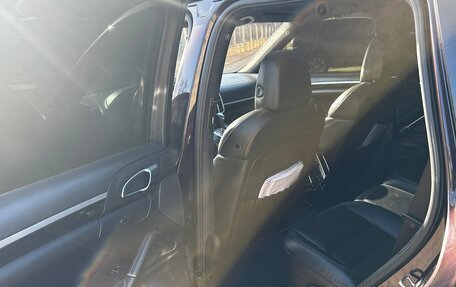 Porsche Cayenne III, 2011 год, 2 300 000 рублей, 9 фотография