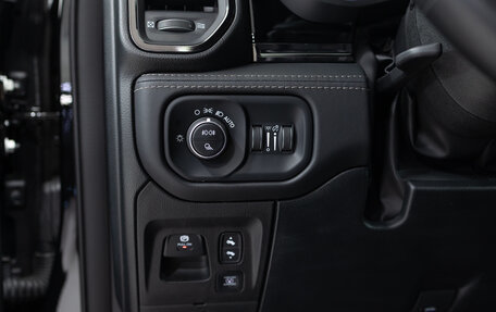 Rambler 1500, 2025 год, 8 890 000 рублей, 13 фотография