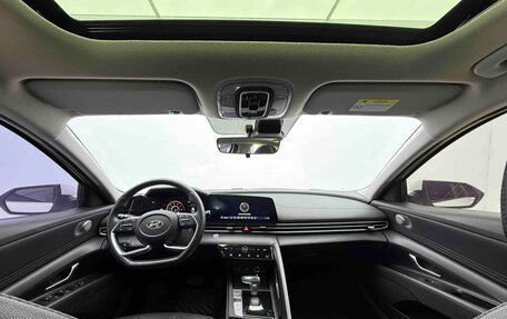 Hyundai Elantra, 2021 год, 1 620 000 рублей, 21 фотография