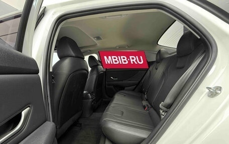 Hyundai Elantra, 2021 год, 1 620 000 рублей, 17 фотография