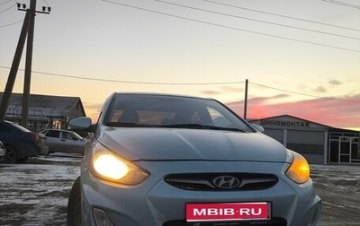 Hyundai Solaris II рестайлинг, 2011 год, 680 000 рублей, 1 фотография