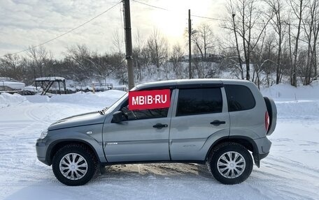 Chevrolet Niva I рестайлинг, 2012 год, 585 000 рублей, 3 фотография
