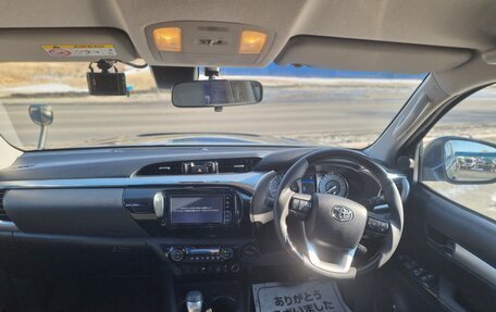 Toyota Hilux VIII, 2022 год, 5 650 000 рублей, 20 фотография