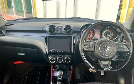 Suzuki Swift V, 2017 год, 1 038 000 рублей, 10 фотография