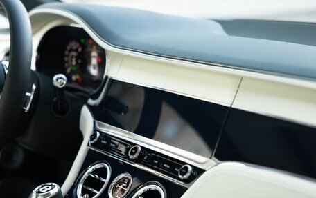 Bentley Continental GT, 2025 год, 52 033 000 рублей, 26 фотография