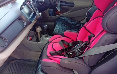 Honda Insight II рестайлинг, 2010 год, 750 000 рублей, 8 фотография