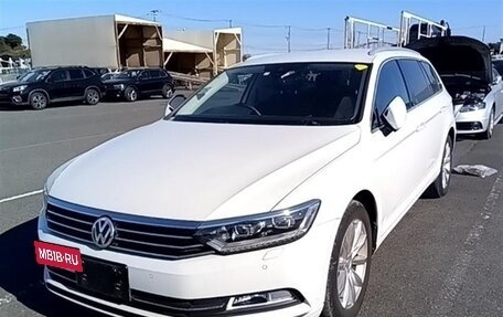 Volkswagen Passat B8 рестайлинг, 2015 год, 1 390 000 рублей, 27 фотография