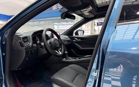 Mazda CX-4, 2021 год, 2 290 000 рублей, 9 фотография