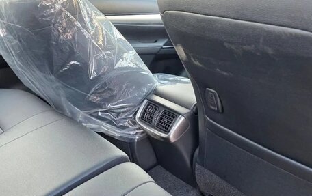 Toyota Hilux VIII, 2025 год, 5 150 000 рублей, 11 фотография